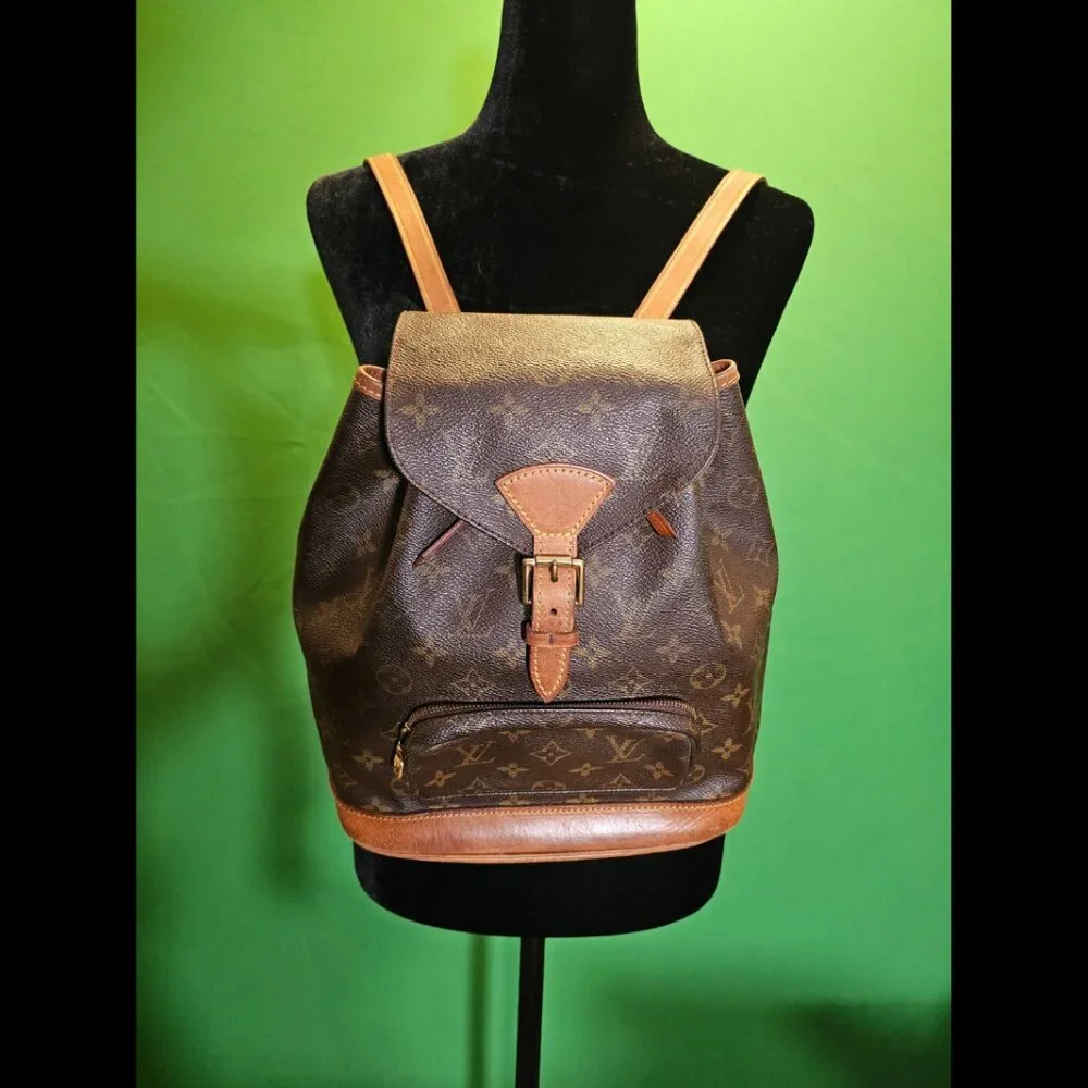 Louis Vuitton Vintage Montsouris Backpack Monogram Canvas MM - Picture 8 of 10